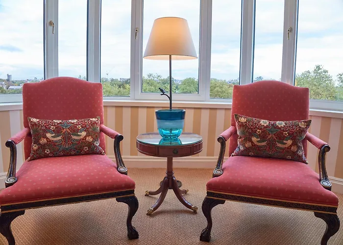 Cheval Thorney Court At Hyde Park