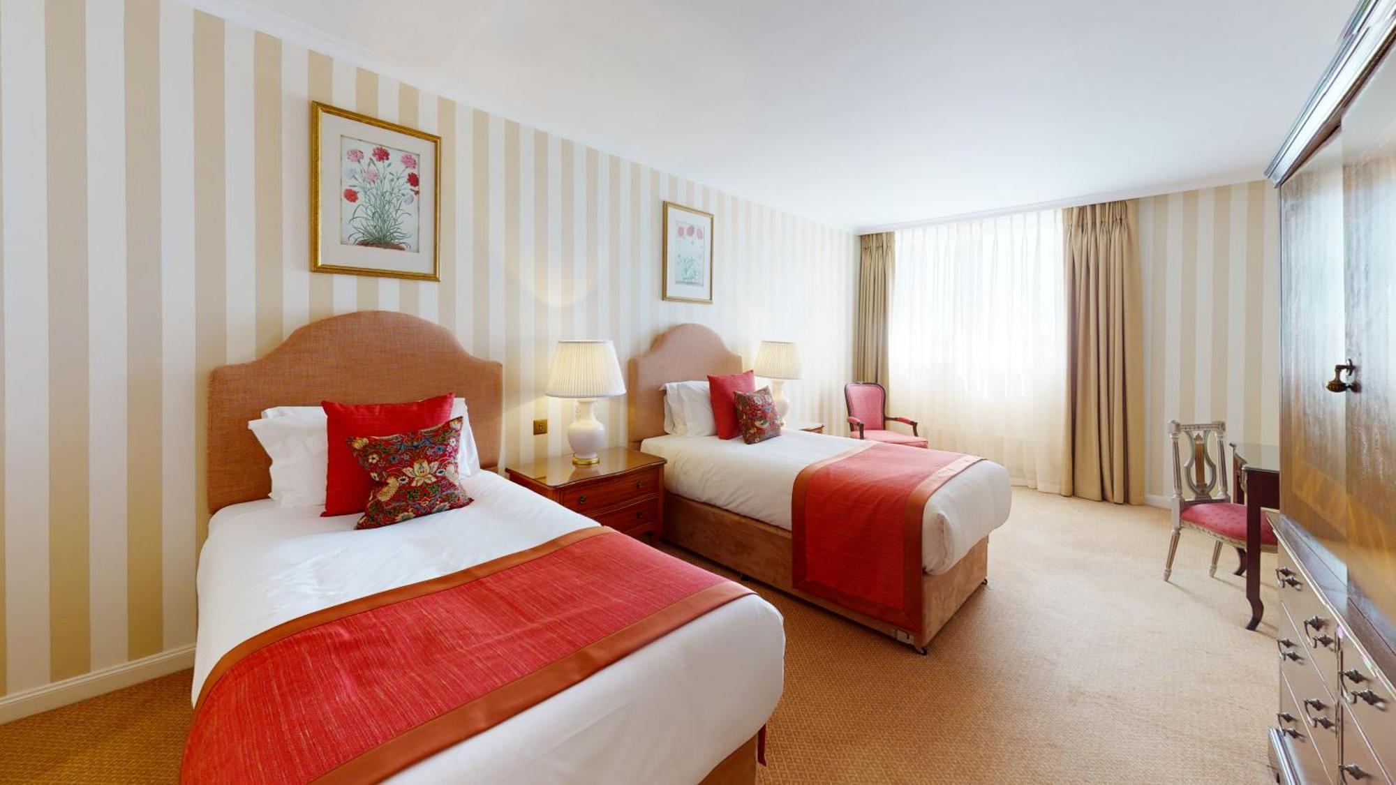 Cheval Thorney Court At Hyde Park